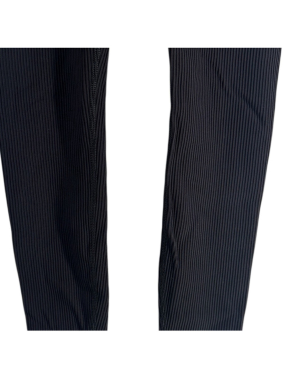 Athleta Elation High Rise Rib Legging
Buttery-soft stretch medium compression sm - Picture 9 of 9